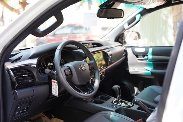 Toyota Hilux 1 Toyota Buon Ma Thuot Ms.Suong 0345605068 3
